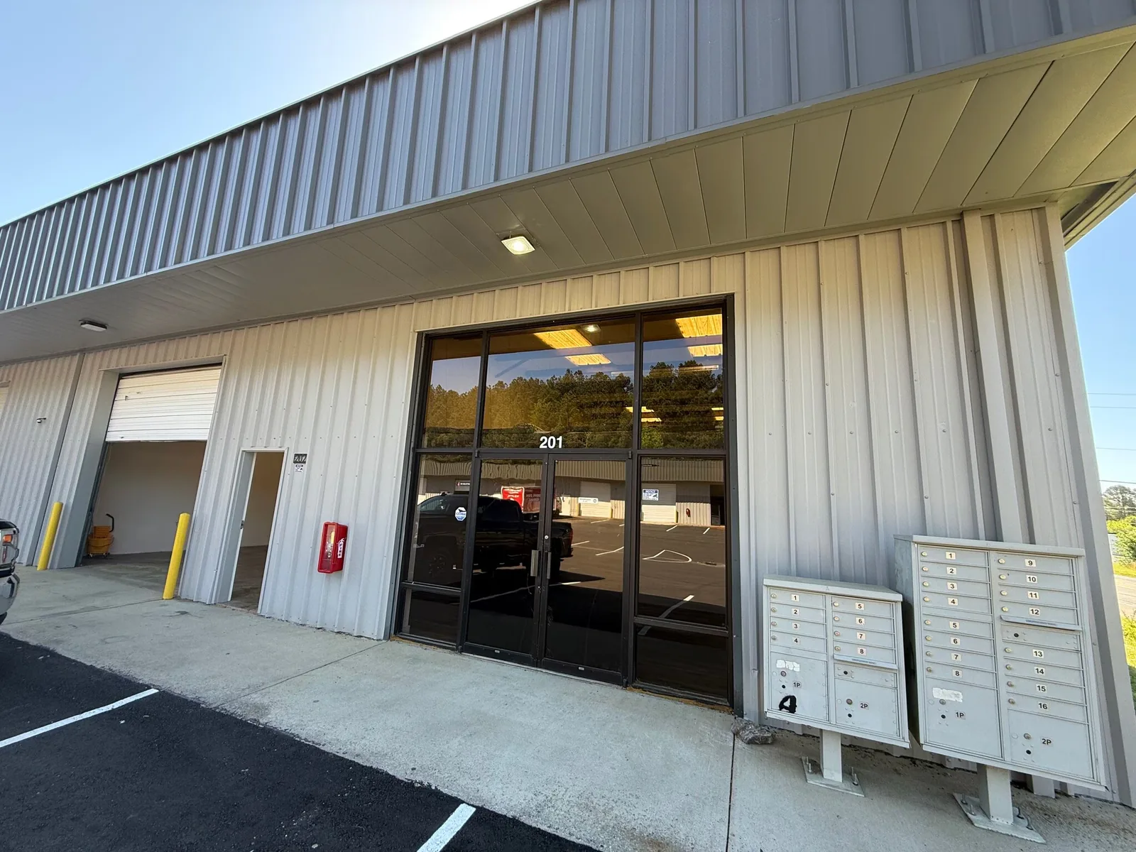 Suite 201/202 exterior at Athens Warehouses & Workshops